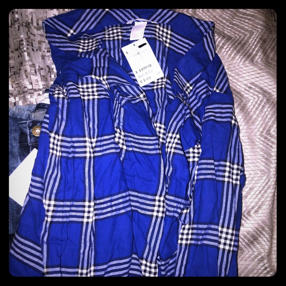 H&M button up shirt